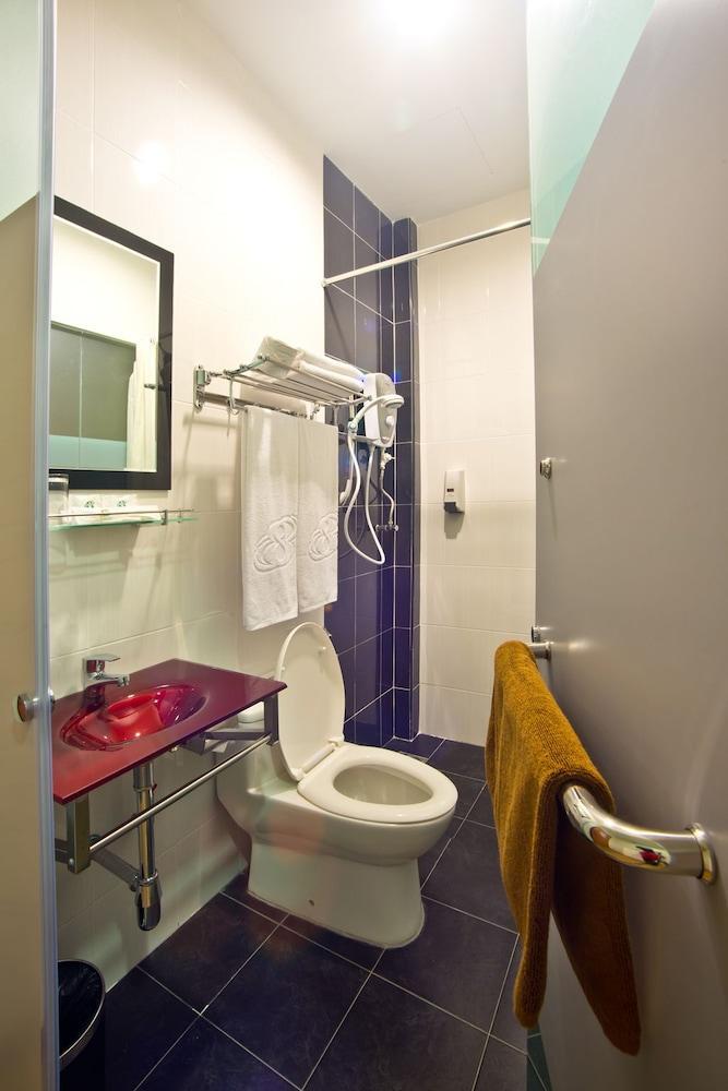 Hotel Zamburger Skudai Exteriör bild